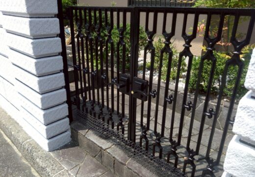 泉原町　F様邸塀塗り替え工事